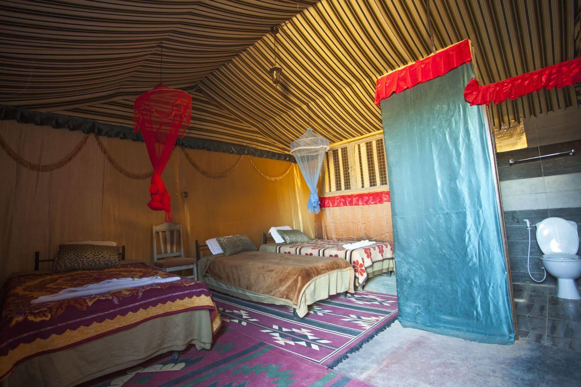 Captain'S Desert Camp วาดิรัม ภายนอก รูปภาพ